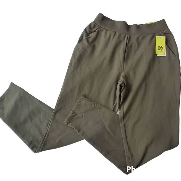 NWT All in Motion green highrise taper pant Medium - Picture 1 of 10